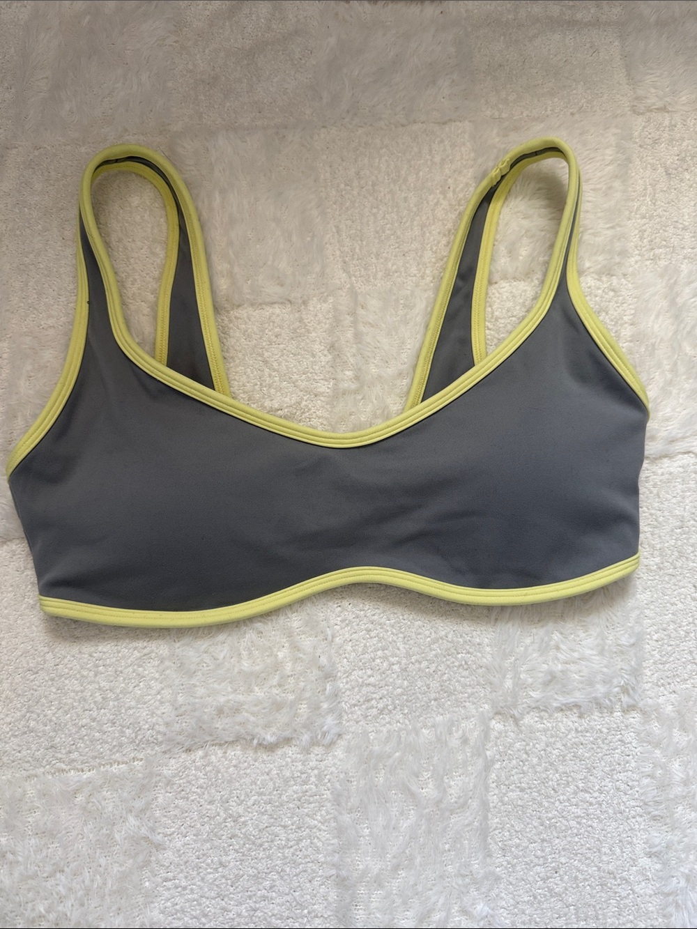 Form Activewear Curved Hem Bra